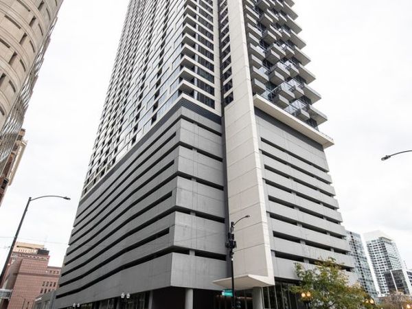 235 W Van Buren Street , Unit 2216, Chicago, IL 60607
