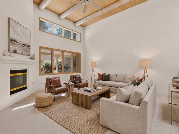 8242 Raintree Drive NE, Albuquerque, NM 87122