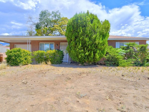 2608 General Chennault Street NE, Albuquerque, NM 87112