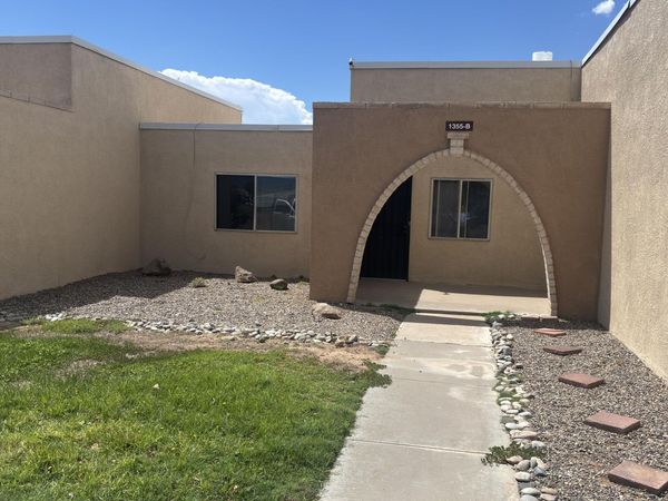 1355 Rio Rancho Boulevard SE, Unit APT B, Rio Rancho, NM 87124
