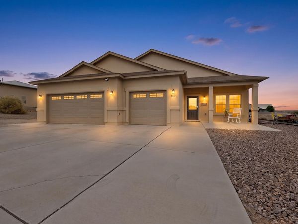 2417 Istle Road NE, Rio Rancho, NM 87124