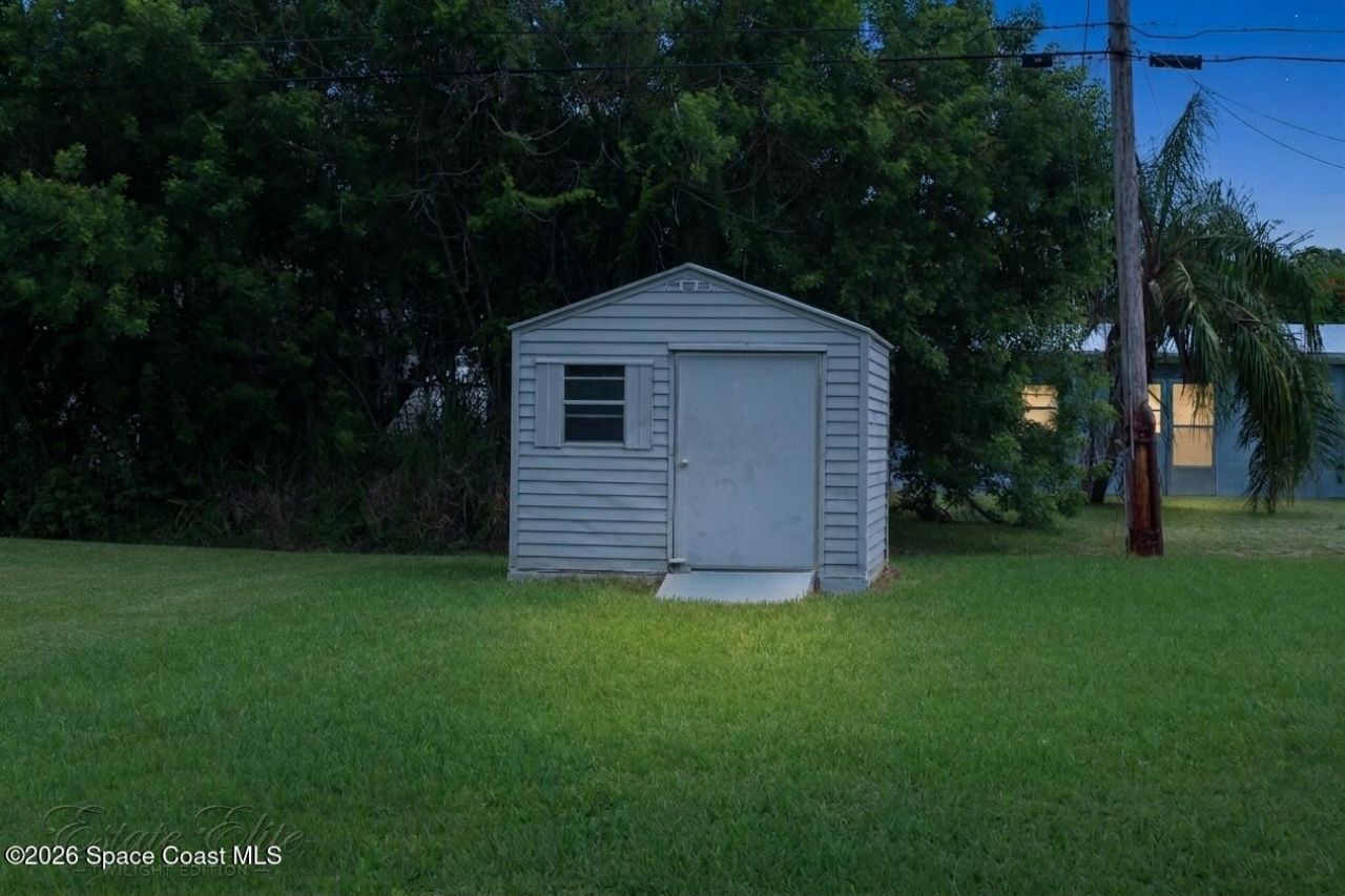 1480 6th Avenue, Vero Beach, FL 32960 Photo