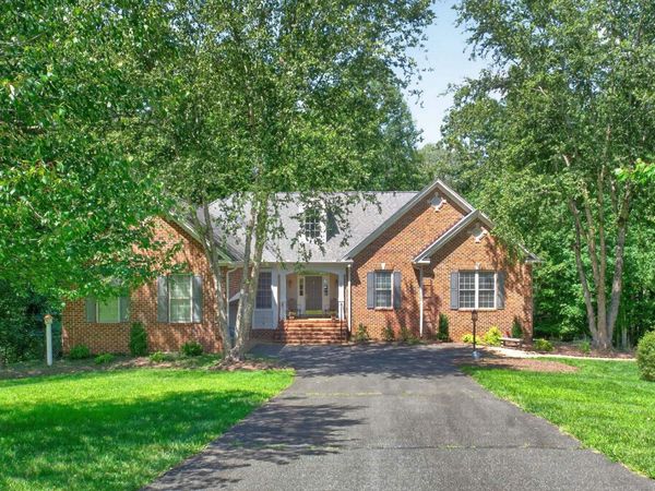 1936 BENTIVAR FARM RD , Charlottesville, VA 22911