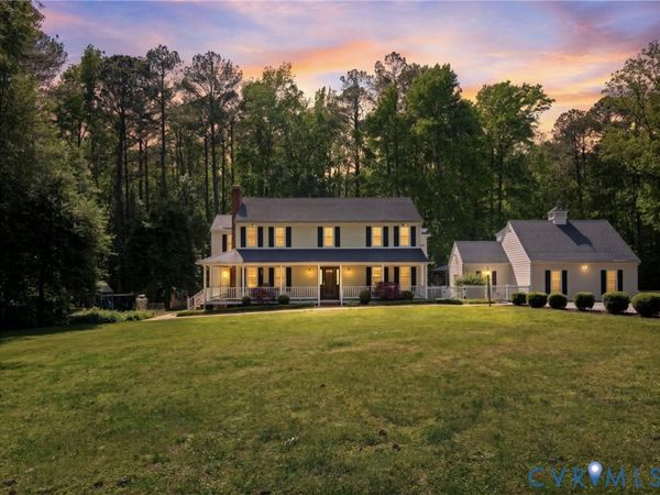 2412 Hampden Row , Rockville, VA 23146