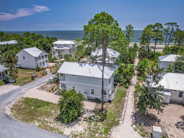 300 GULL WING Way , St Teresa, FL 32358
