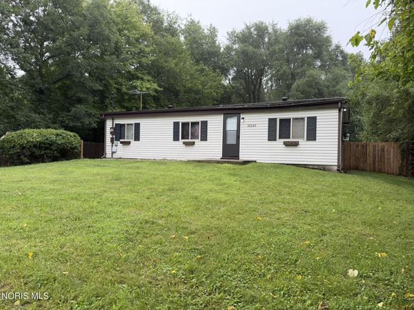 10245 Angola Road , Swanton, OH 43558