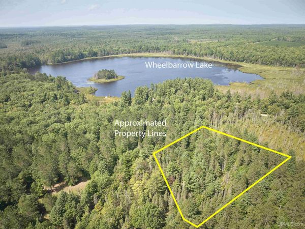 E7163 Doe Lake Road, Au Train Twp, MI 49806