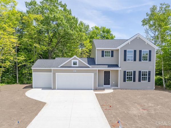 1623 Portage Drive, Hancock, MI 49930