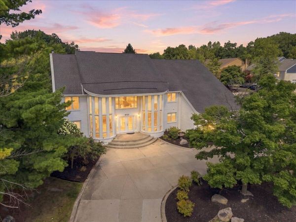 6122 Trailwood Lane, West Bloomfield, MI 48322