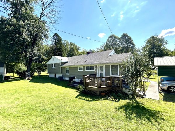46 Harper LN, Blue Ridge, VA 24064