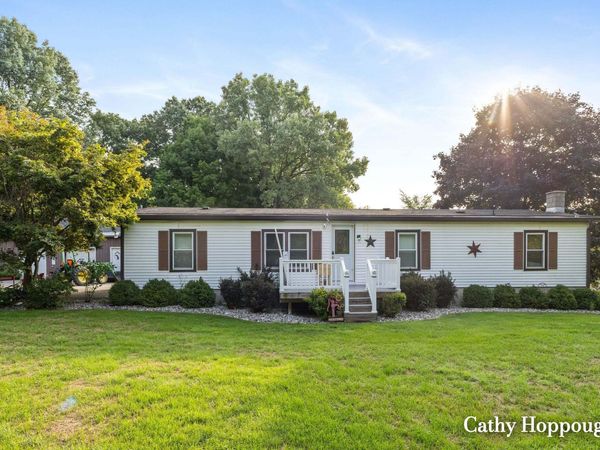 858 Kellogg Road, Ionia, MI 48846