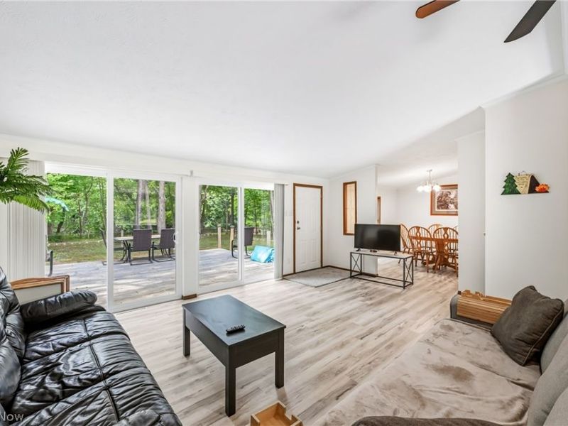 429 Hickory Road , Deerfield, OH 44411 Photo 14