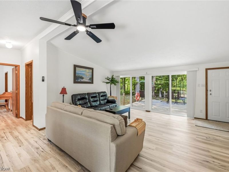 429 Hickory Road , Deerfield, OH 44411 Photo 16