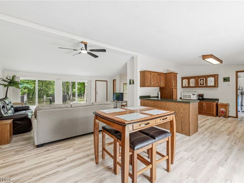 429 Hickory Road , Deerfield, OH 44411 Photo 17