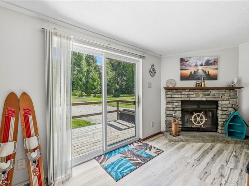 429 Hickory Road , Deerfield, OH 44411 Photo 18