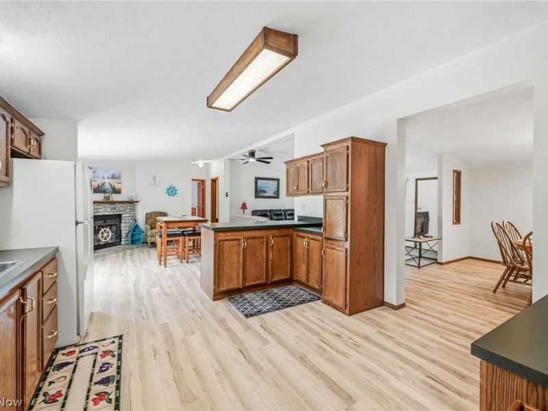 429 Hickory Road , Deerfield, OH 44411 Photo 23