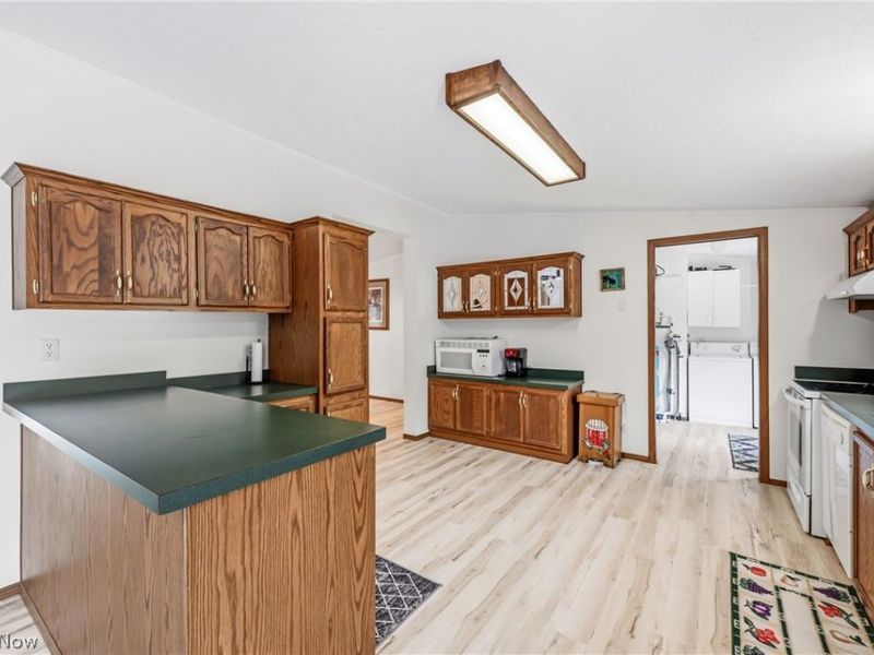 429 Hickory Road , Deerfield, OH 44411 Photo 24