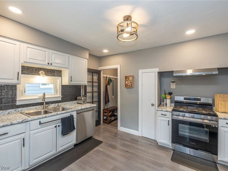 3619 W 132nd Street , Cleveland, OH 44111 Photo 13