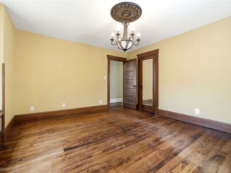 425 West Avenue, Elyria, OH 44035 Photo 20