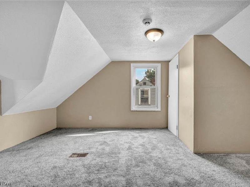 5516 Garden Street , Maple Heights, OH 44137 Photo 15