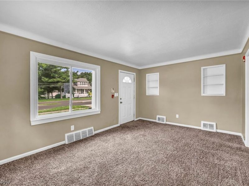 5516 Garden Street , Maple Heights, OH 44137 Photo 25
