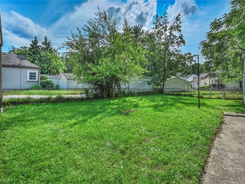 5516 Garden Street , Maple Heights, OH 44137 Photo 36