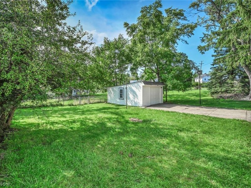 5516 Garden Street , Maple Heights, OH 44137 Photo 37