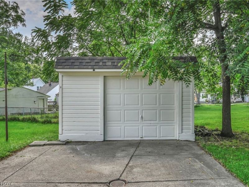 5516 Garden Street , Maple Heights, OH 44137 Photo 38
