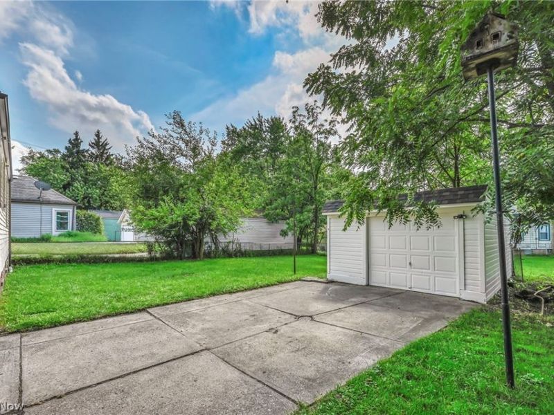 5516 Garden Street , Maple Heights, OH 44137 Photo 39