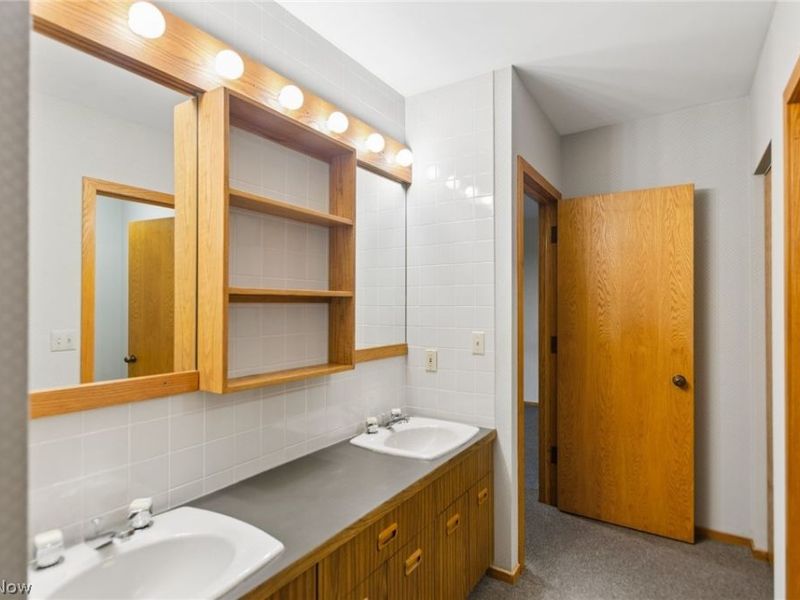 200 Hampshire Road, Akron, OH 44313 Photo 38
