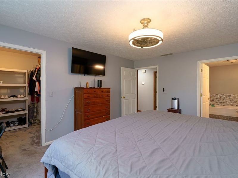 16368 N Laguardia , Strongsville, OH 44136 Photo 13