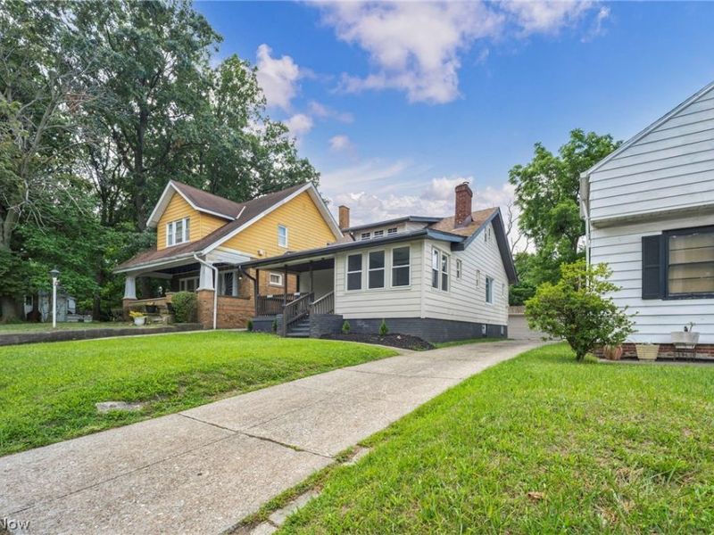 1982 Reyburn Road , Cleveland, OH 44112 Photo 3