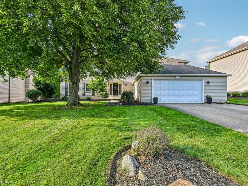 17716 Plymouth Row, Strongsville, OH 44136 Photo 1