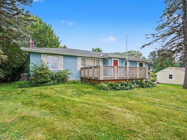 1544 Northeast Avenue, Tallmadge, OH 44278