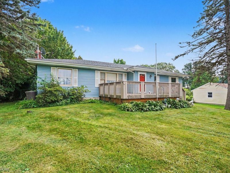 1544 Northeast Avenue, Tallmadge, OH 44278 Photo 1