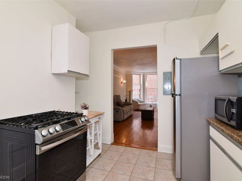 11426 Cedar Glen Parkway, Unit D3, Cleveland, OH 44106 Photo 15