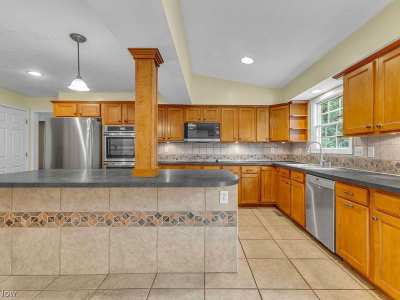 3529 Delmar Drive, Rocky River, OH 44116 Photo 8