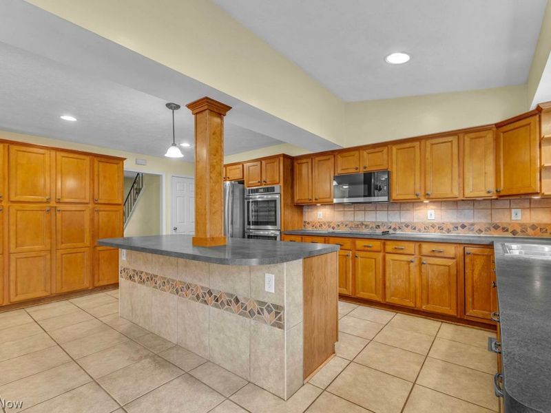 3529 Delmar Drive, Rocky River, OH 44116 Photo 9