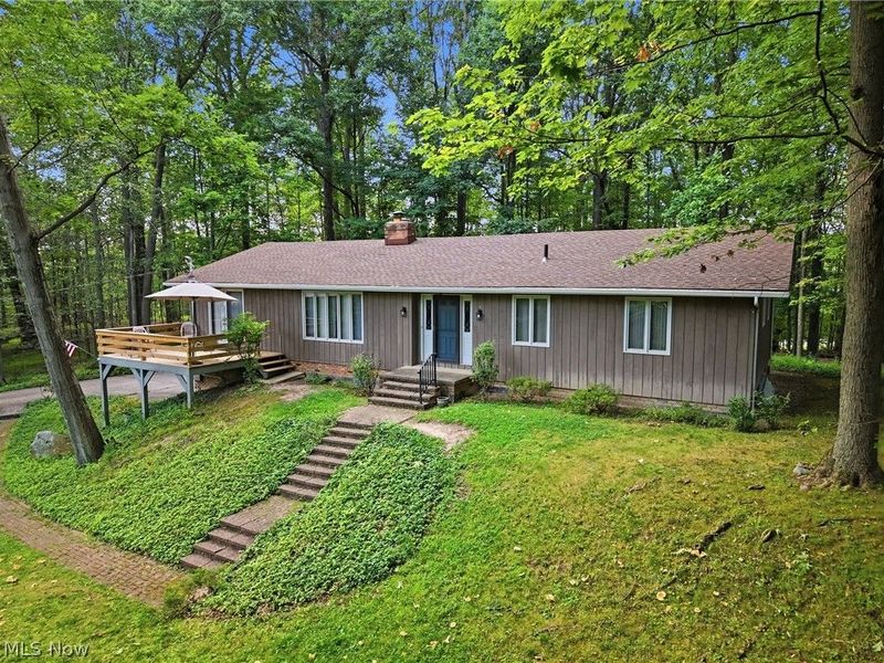 94 Pinecrest Drive, Bedford, OH 44146 Photo 4