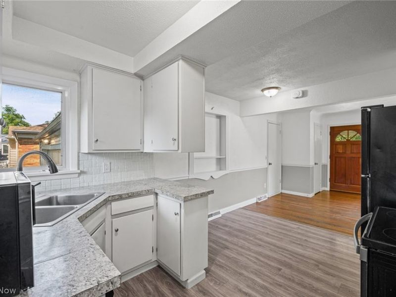 37695 Caroline Drive, Avon, OH 44011 Photo 11