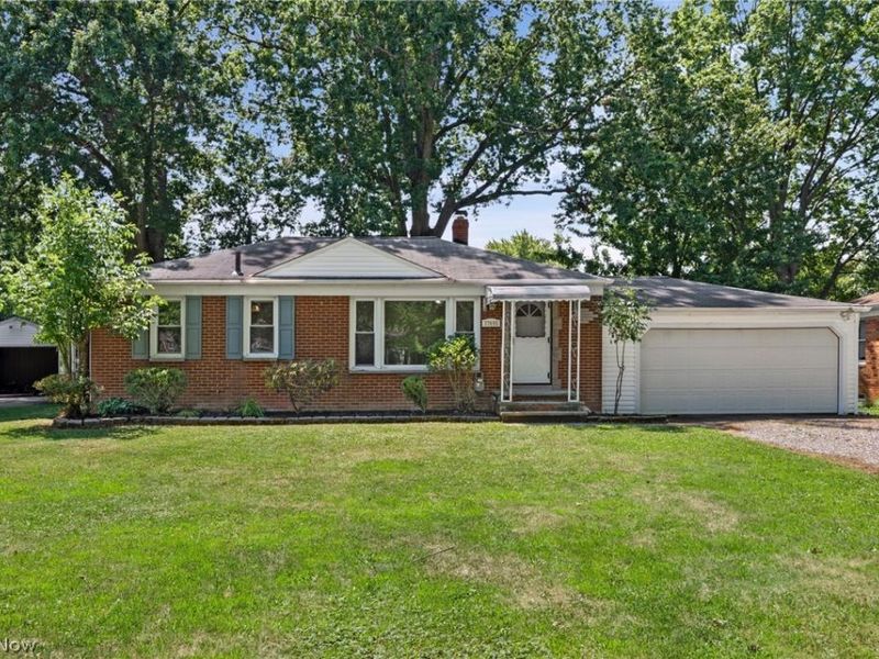 37695 Caroline Drive, Avon, OH 44011 Photo 5