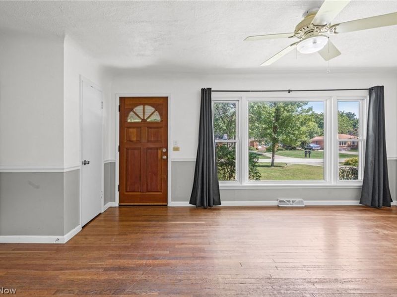 37695 Caroline Drive, Avon, OH 44011 Photo 6