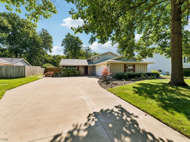6095 Denise Drive, North Ridgeville, OH 44039 Photo 1