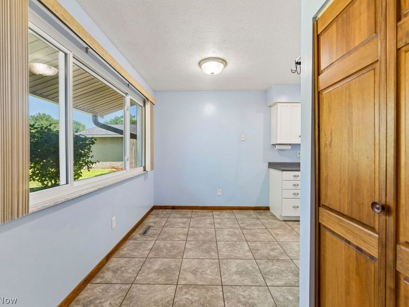 6095 Denise Drive, North Ridgeville, OH 44039 Photo 14