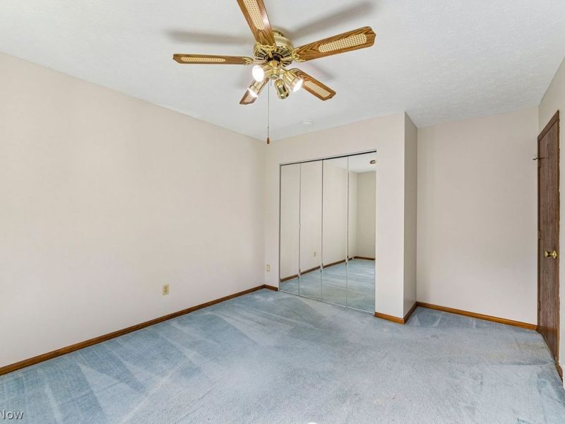 6095 Denise Drive, North Ridgeville, OH 44039 Photo 32