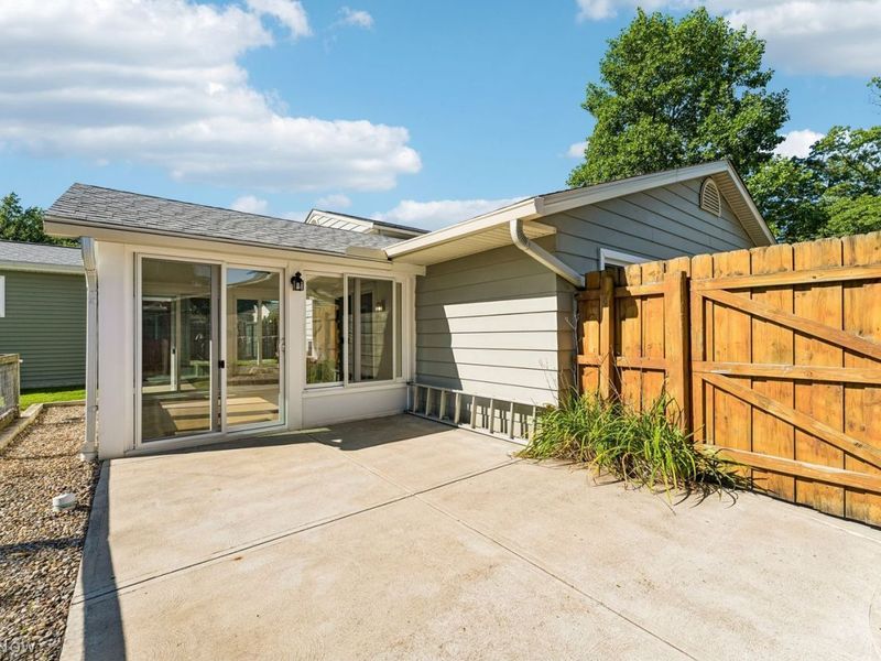 6095 Denise Drive, North Ridgeville, OH 44039 Photo 38
