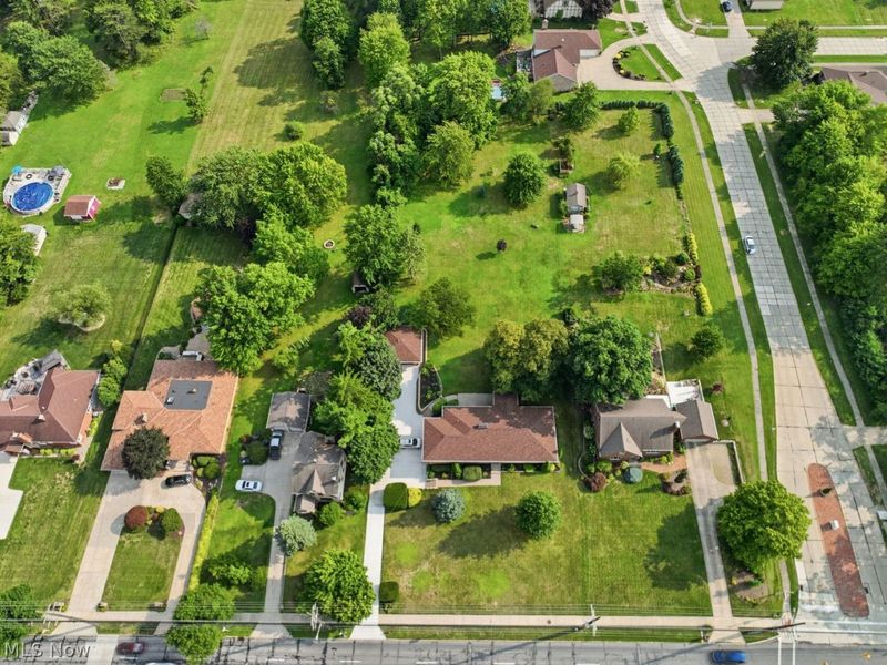 4950 E Pleasant Valley Road E, Seven Hills, OH 44131 Photo 41