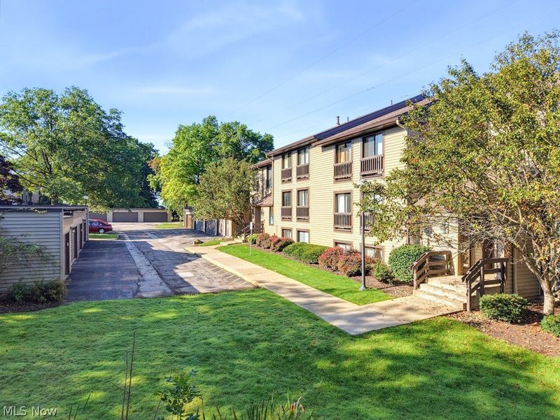 1145 Canyon View Road, Unit 202, Sagamore Hills, OH 44067 Photo 30