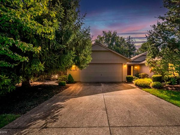 12599 Doria Court, Strongsville, OH 44149
