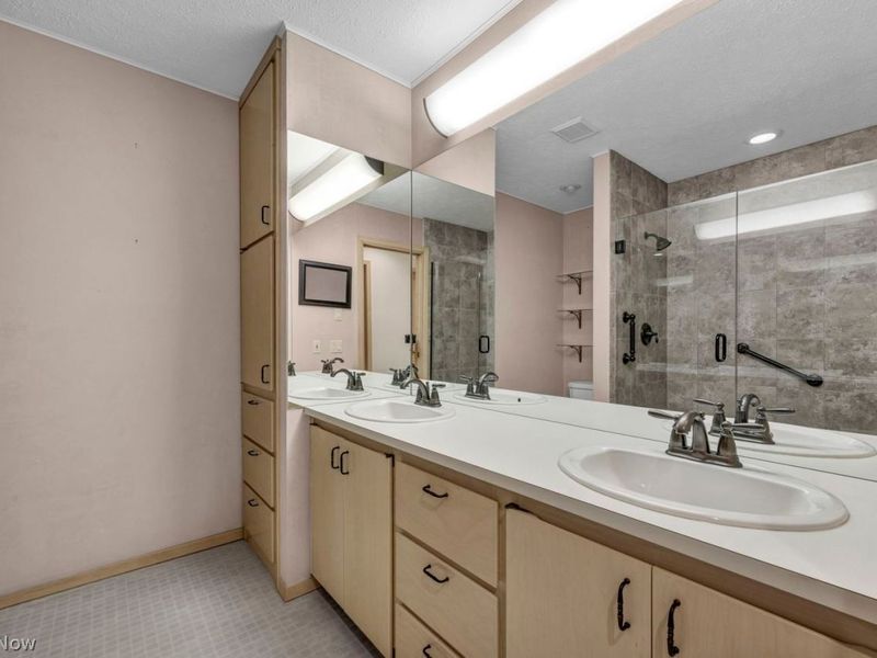 12599 Doria Court, Strongsville, OH 44149 Photo 29